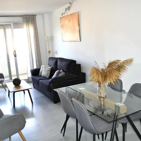 Apartment Elegance, 2 Dormitorios, Playa Y Centro A 5mn, By Bookindenia *